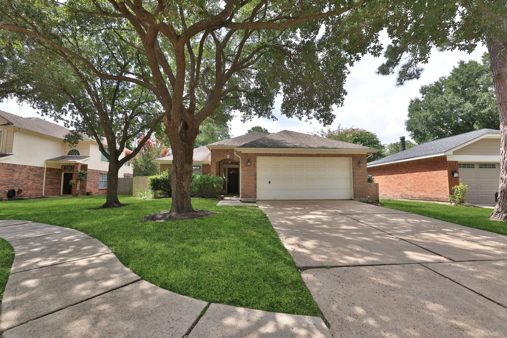 9109 Benwick Street Spring, TX 77379 - Photo 4 of 33