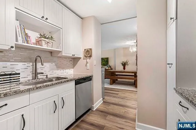 $539,000 | 200 Grand Cove Way, Unit 3G, Edgewater, NJ 07020