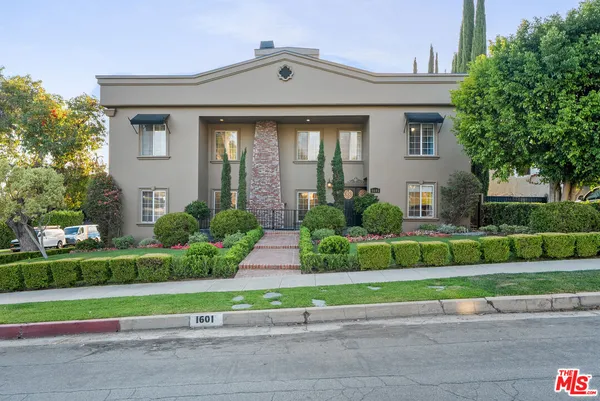 $3,495,000 | 1601 Ard Eevin Avenue, Glendale, CA 91202