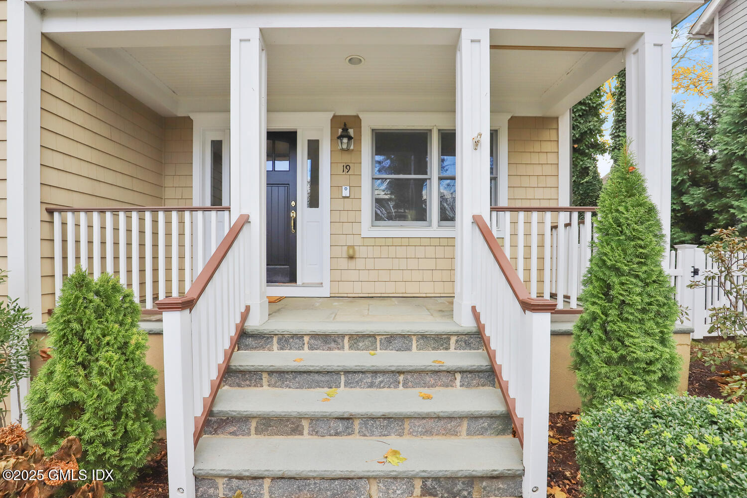 19 Farley Street Greenwich, CT 06830 - Photo 2 of 14 19 Farley St Greenwich CT-large-002-044-