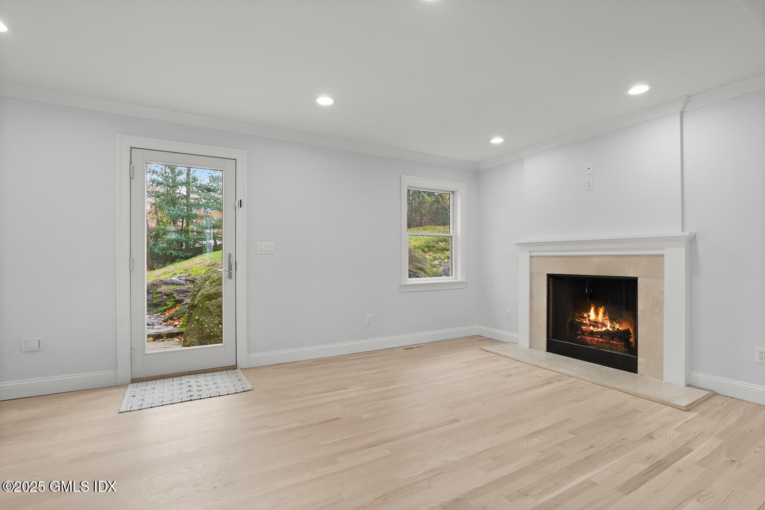 19 Farley Street Greenwich, CT 06830 - Photo 4 of 14 Family Room