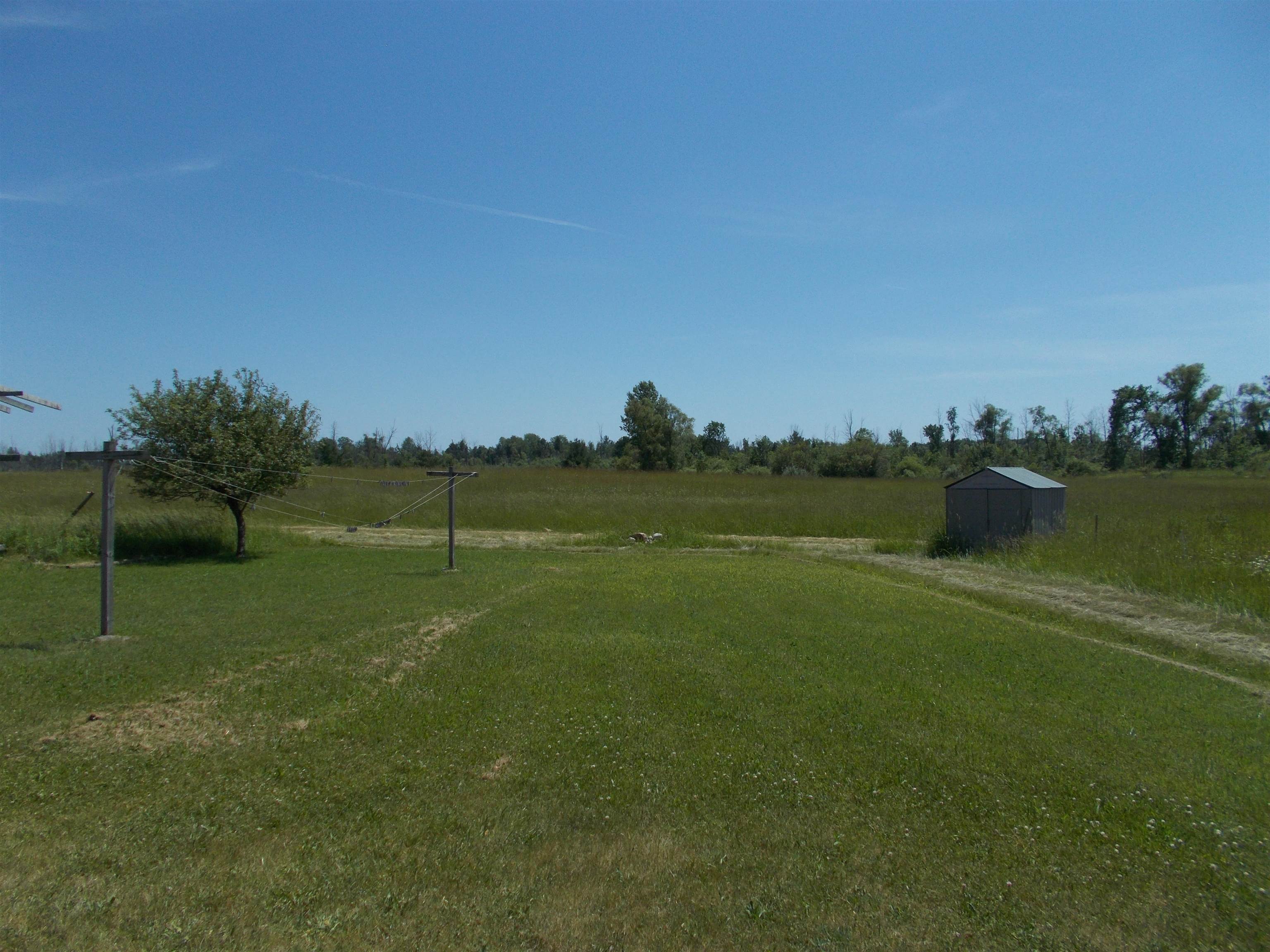 8401 West Esmond Road Hale, MI 48739 - Photo 40 of 42 1901801-39.JPG