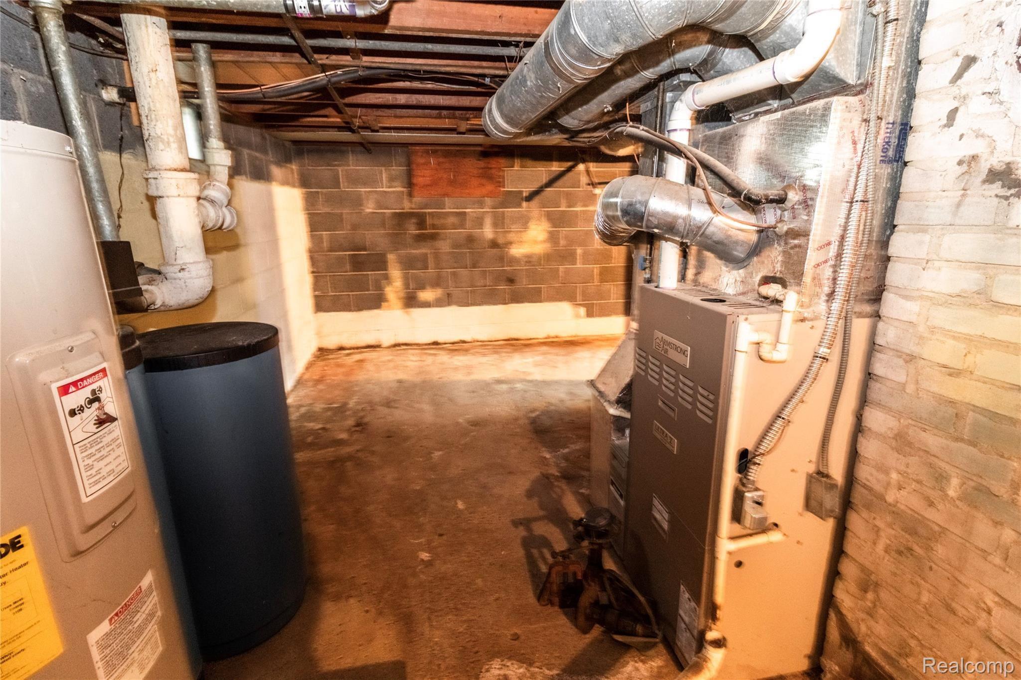 1759 Millville Road Lapeer, MI 48446 - Photo 21 of 23 Basement (3).jpg