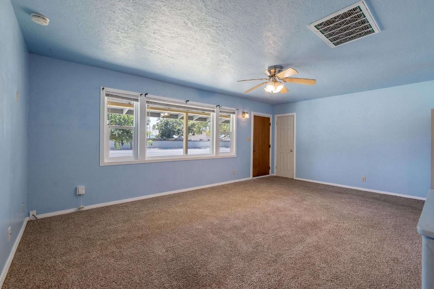 11386 Hanford Armona Road Hanford, CA 93230 - Photo 10 of 55