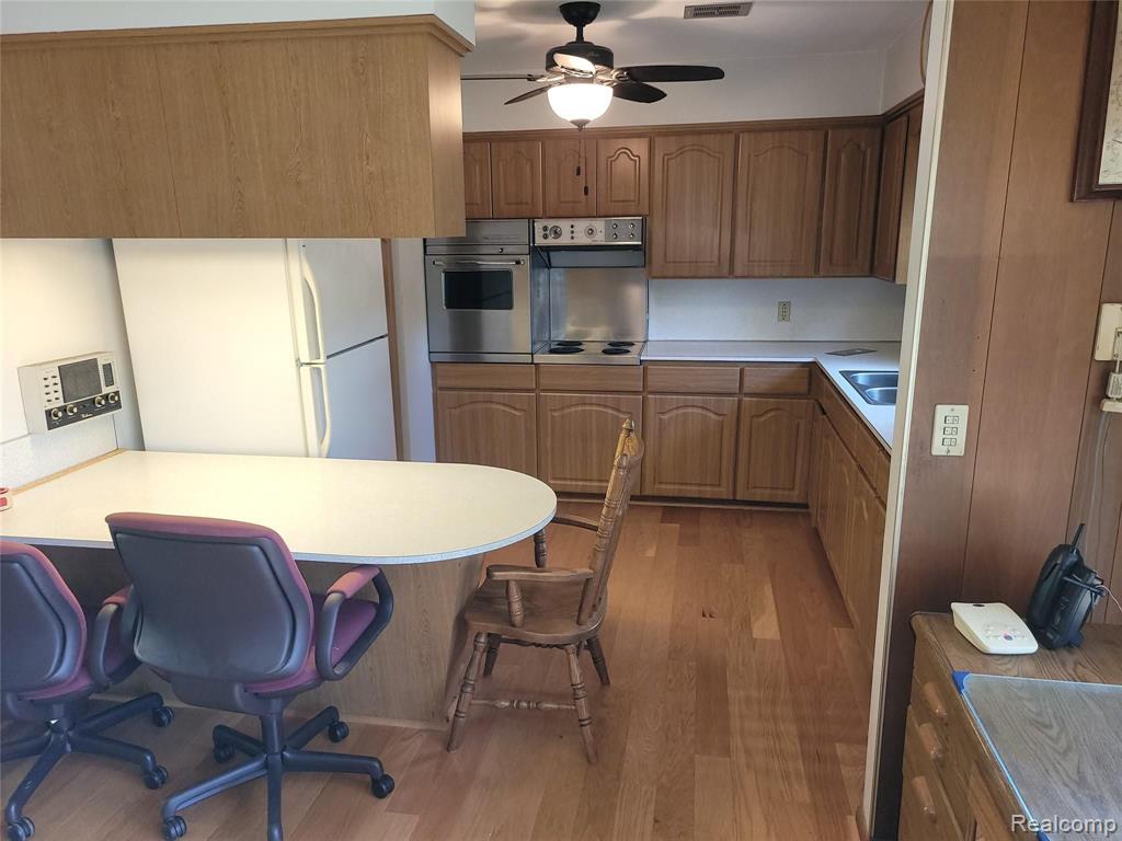 3131 Byron Road Howell, MI 48855 - Photo 14 of 22
