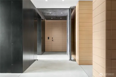 $6,750,000 | 5505 Lake Washington Boulevard Northeast, Unit 1D, Kirkland, WA 98033