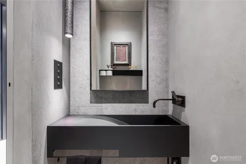 $6,750,000 | 5505 Lake Washington Boulevard Northeast, Unit 1D, Kirkland, WA 98033