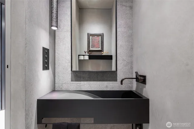 $6,750,000 | 5505 Lake Washington Boulevard Northeast, Unit 1D, Kirkland, WA 98033