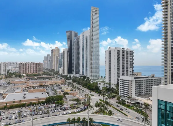 $5,200 | 150 Sunny Isles Boulevard, Unit 11801, Sunny Isles Beach, FL 33160