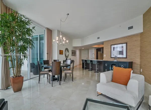 $5,000 | 150 Sunny Isles Boulevard, Unit 11801, Sunny Isles Beach, FL 33160