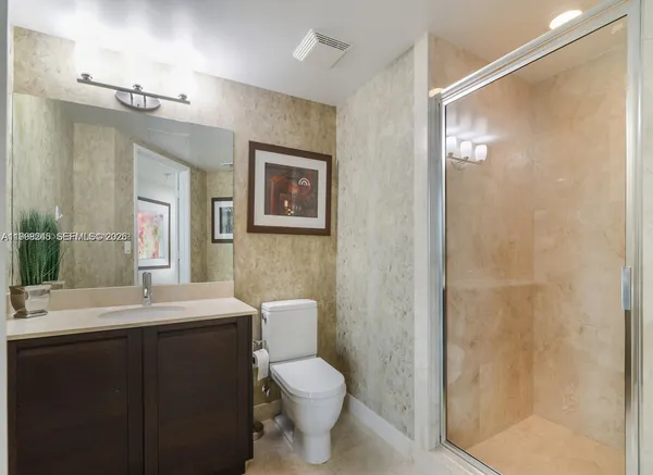 $5,000 | 150 Sunny Isles Boulevard, Unit 11801, Sunny Isles Beach, FL 33160