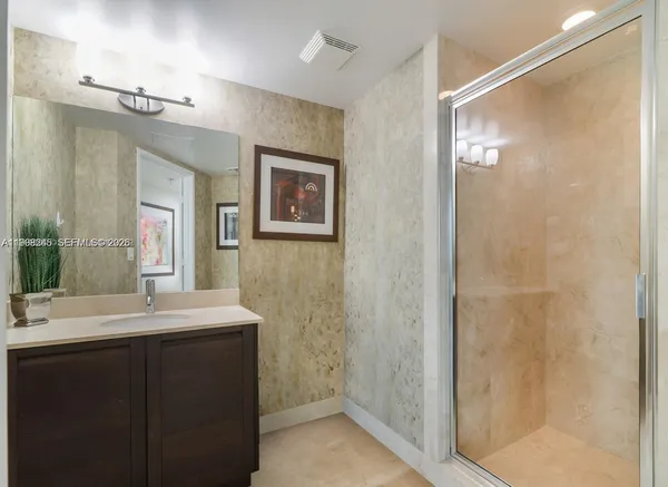 $5,000 | 150 Sunny Isles Boulevard, Unit 11801, Sunny Isles Beach, FL 33160