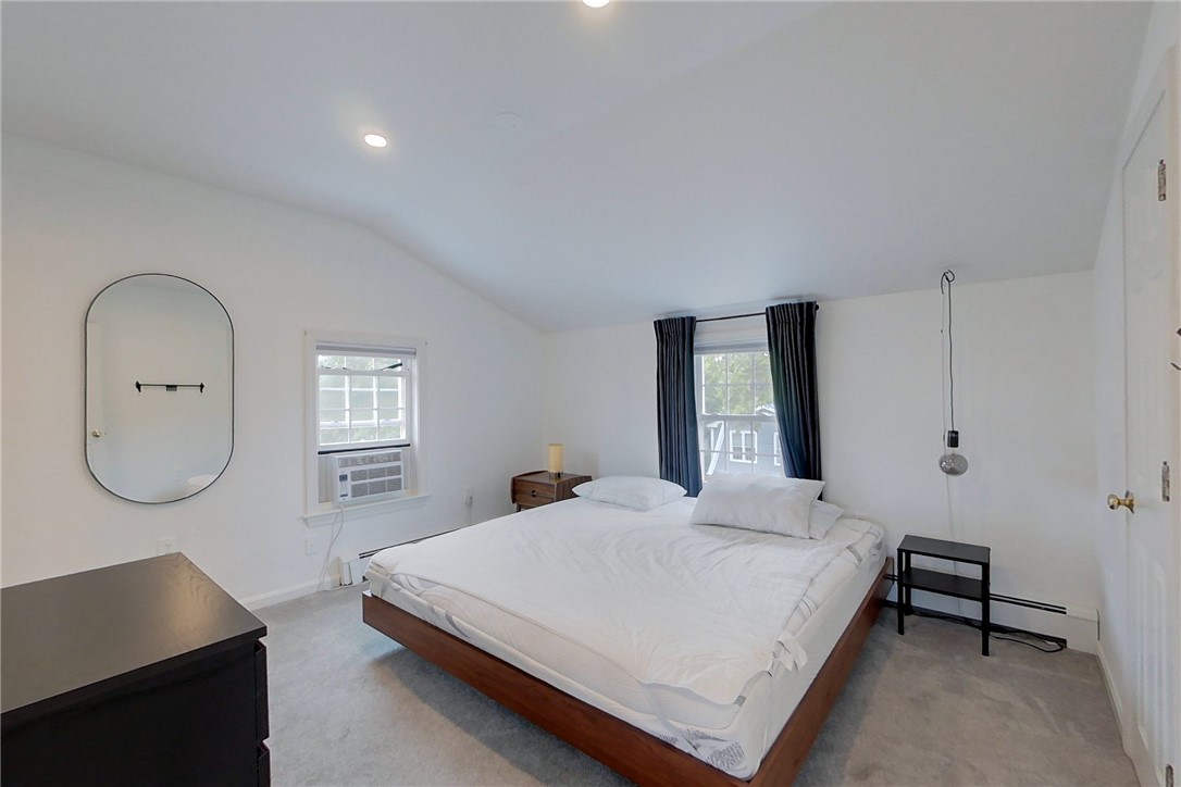 26 Cliff Avenue, Unit 4 Newport, RI 02840 - Photo 16 of 23