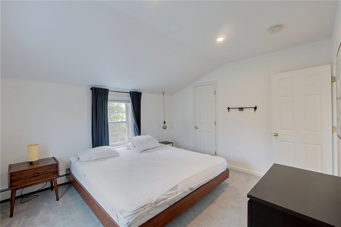 26 Cliff Avenue, Unit 4 Newport, RI 02840 - Photo 17 of 23