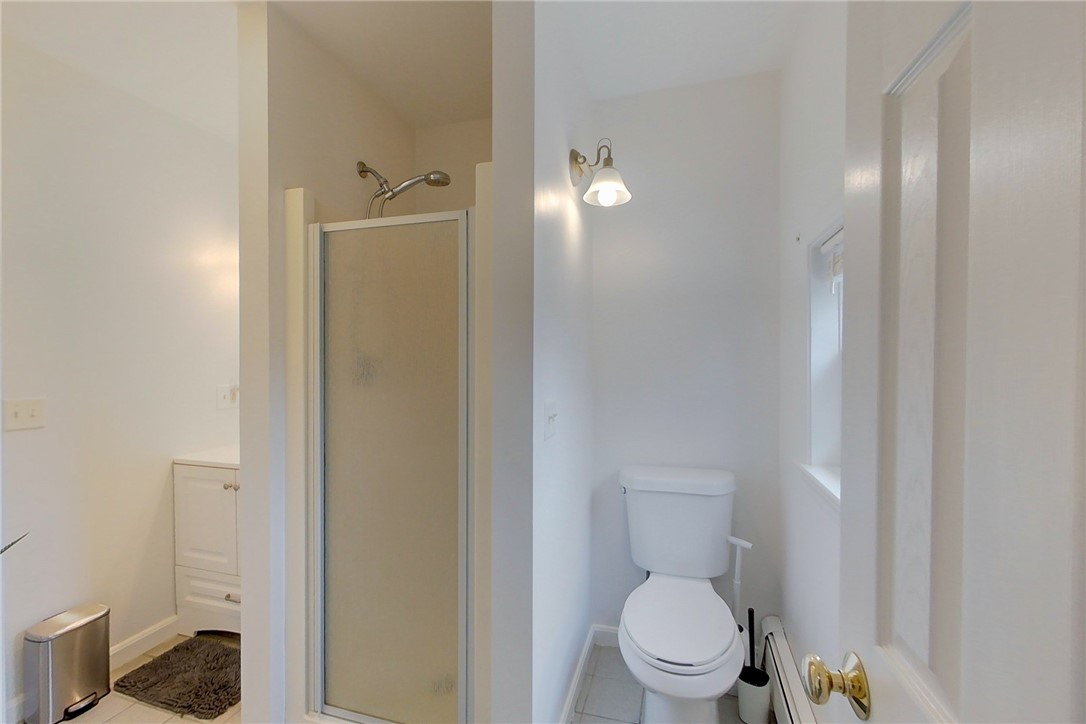 26 Cliff Avenue, Unit 4 Newport, RI 02840 - Photo 19 of 23