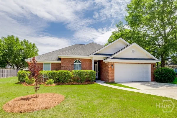 $320,000 | 507 Cobblestone Circle, Bloomingdale, GA 31302