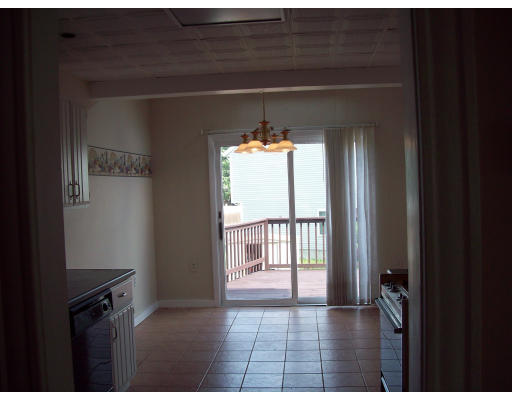 7 Hancock Road Malden, MA 02148 - Photo 3 of 5 Gallery Image 3