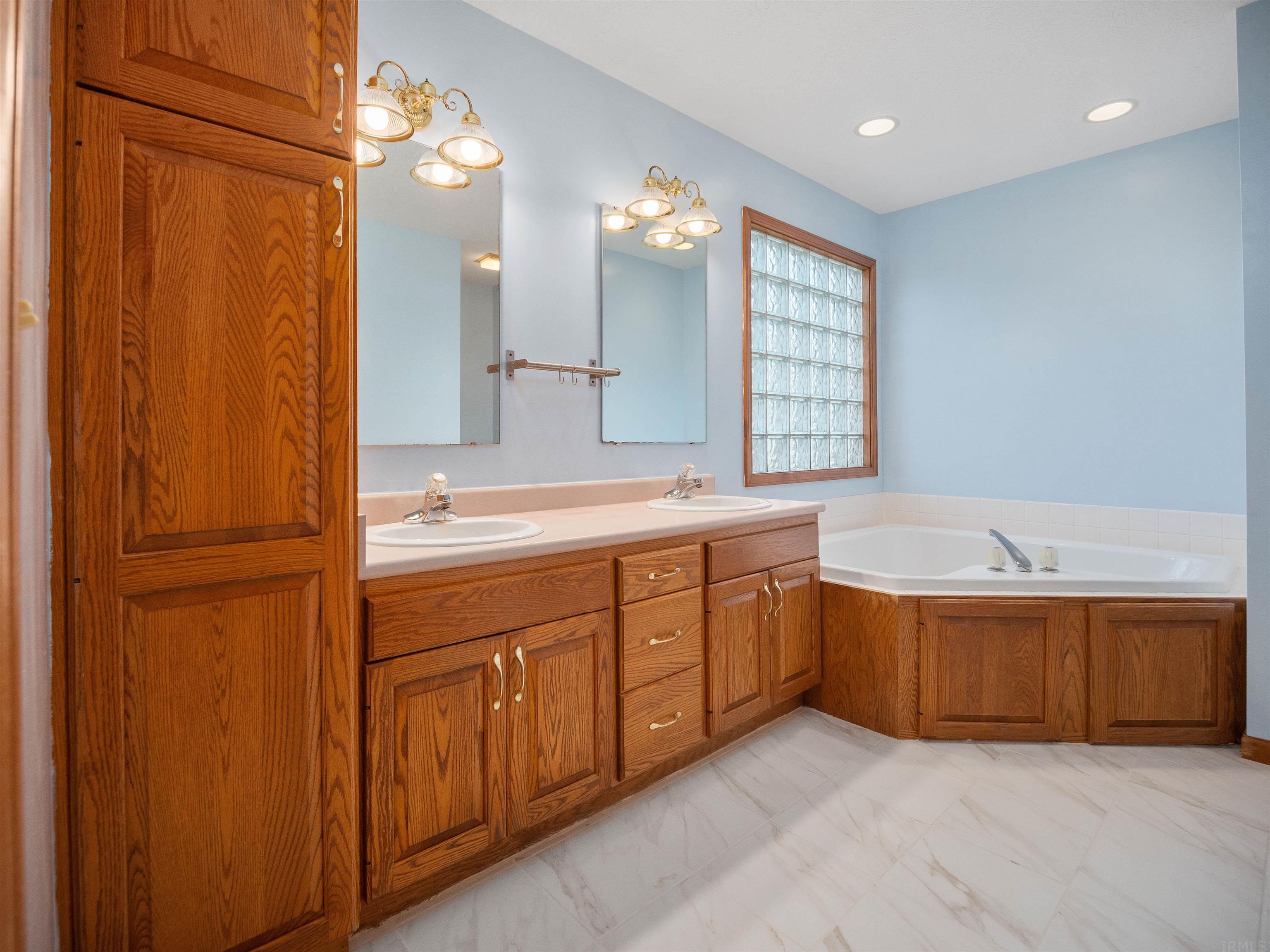330 Stormy Ridge Place Fort Wayne, IN 46804 - Photo 15 of 27