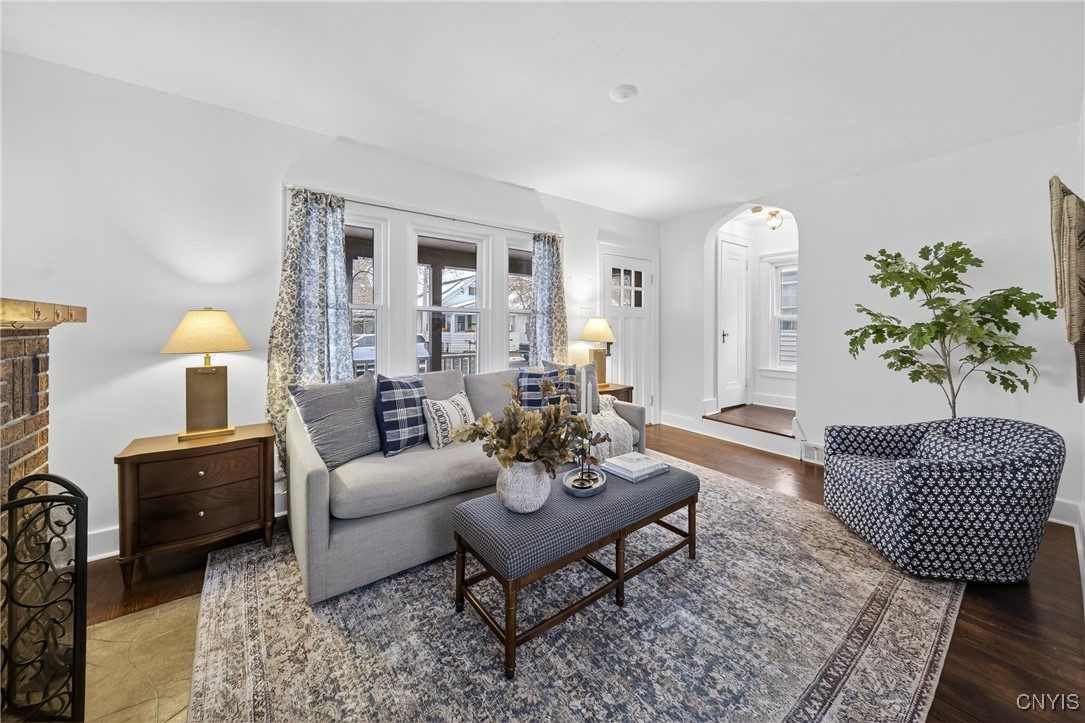 263 Wayland Road Salina, NY 13208 - Photo 7 of 44