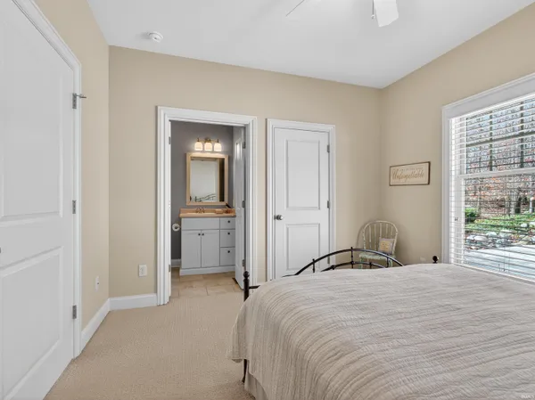 $999,900 | 5995 South Woodstrail Dr-57, Columbia City, IN 46725