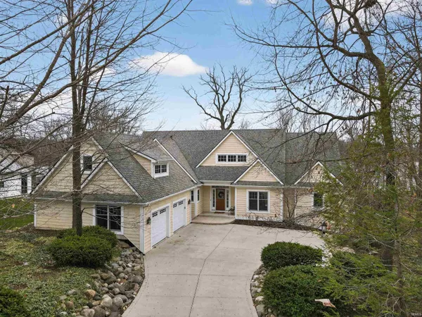 $999,900 | 5995 South Woodstrail Dr-57, Columbia City, IN 46725