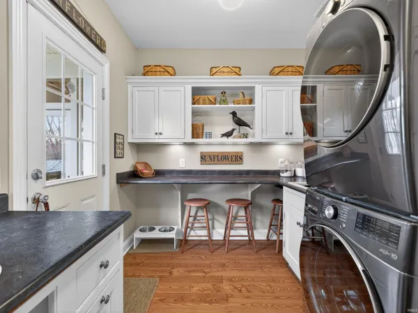 $999,900 | 5995 South Woodstrail Dr-57, Columbia City, IN 46725