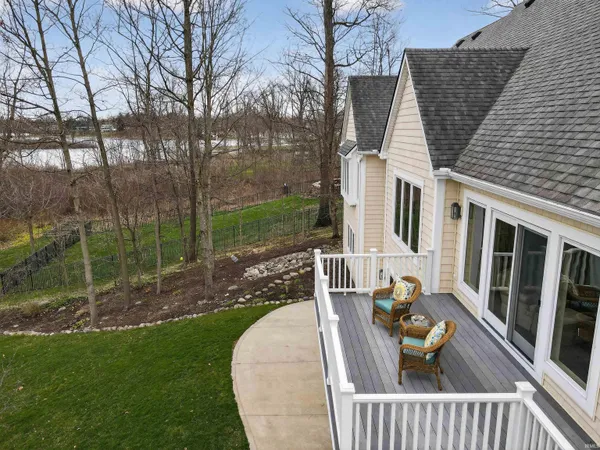 $999,900 | 5995 South Woodstrail Dr-57, Columbia City, IN 46725