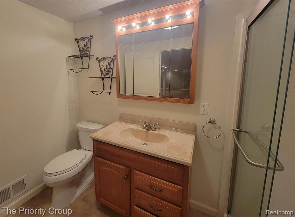 2182 London Bridge Drive, Unit 38 Rochester Hills, MI 48307 - Photo 33 of 49