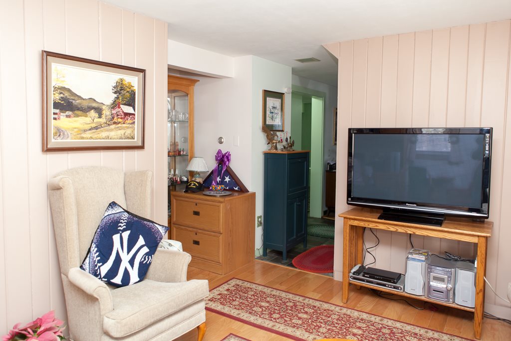1466 State Road Eliot, ME 03903 - Photo 12 of 37