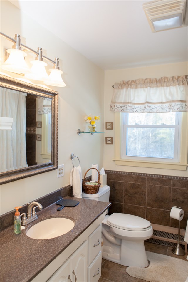 1466 State Road Eliot, ME 03903 - Photo 25 of 37