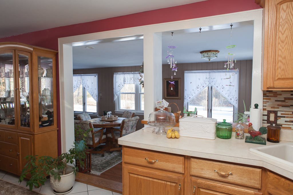1466 State Road Eliot, ME 03903 - Photo 4 of 37