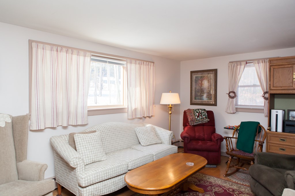 1466 State Road Eliot, ME 03903 - Photo 10 of 37