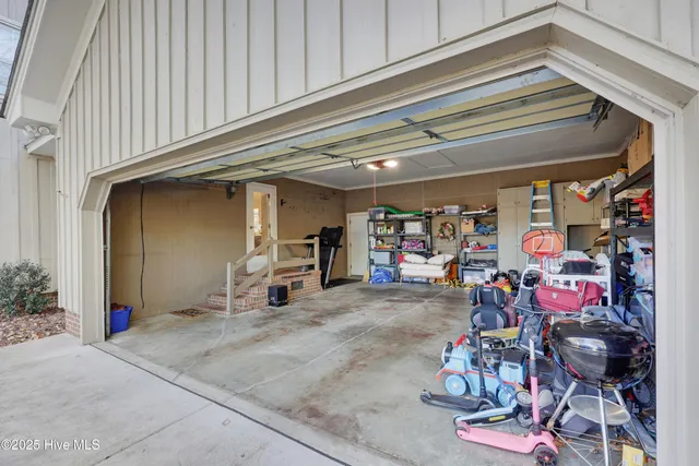 $369,900 | 2311 Foxcroft Road Northwest, Wilson, NC 27896