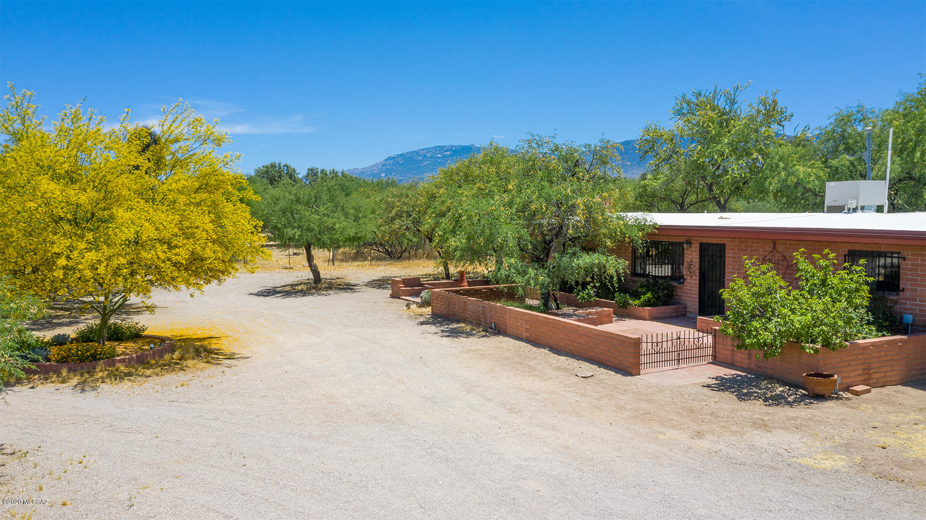 2540 North Willow Ranch Road Tucson, AZ 85749 - Photo 1 of 39 Gallery Image 1