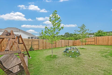 $515,000 | 125 Broken Oak Drive, Liberty Hill, TX 78642