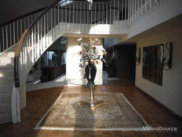 916 Lake Shore Road Grosse Pointe, MI 48236 - Photo 27 of 30 31181165-26.JPG