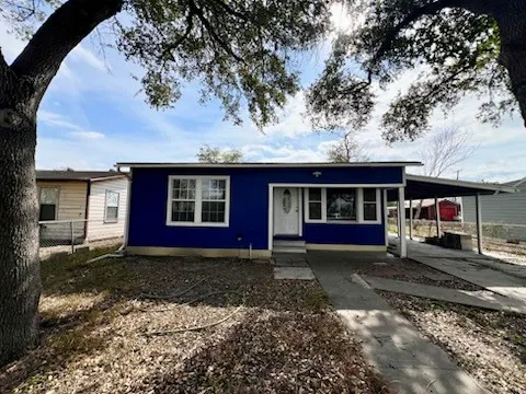 $1,000 | 813 East Kenedy Avenue, Kingsville, TX 78363