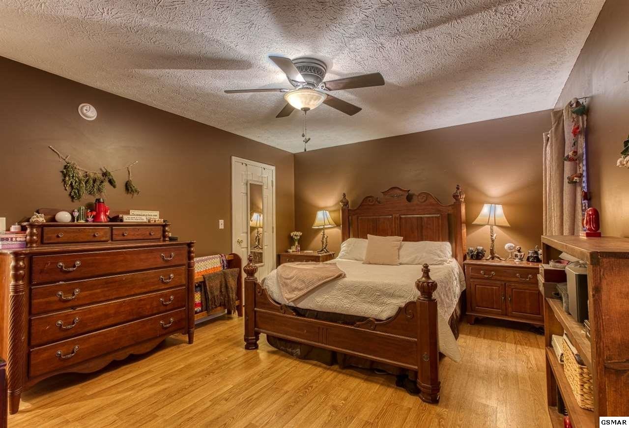 407 Eledge Farm Road Sevierville, TN 37876 - Photo 6 of 30 Gallery Image 6