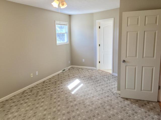 1576 Chestnut Stump Road La Follette, TN 37766 - Photo 4 of 25 20170823124444291962000000-o
