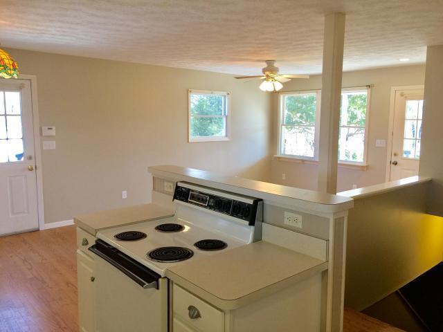 1576 Chestnut Stump Road La Follette, TN 37766 - Photo 7 of 25 20170823124434390745000000-o