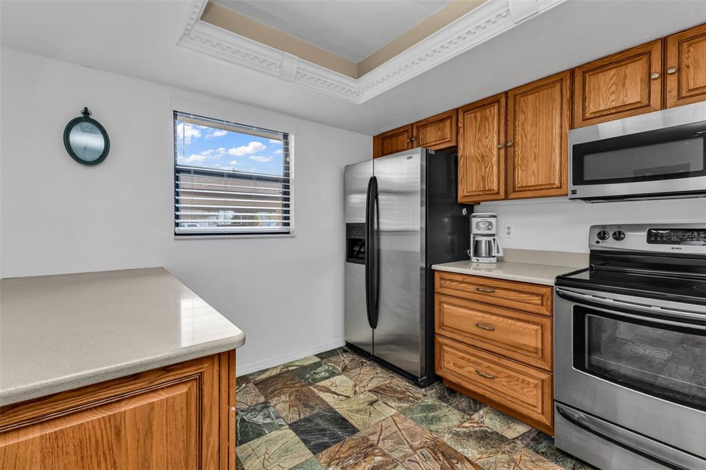 313 Coldeway Drive, Unit F10 Punta Gorda, FL 33950 - Photo 9 of 53