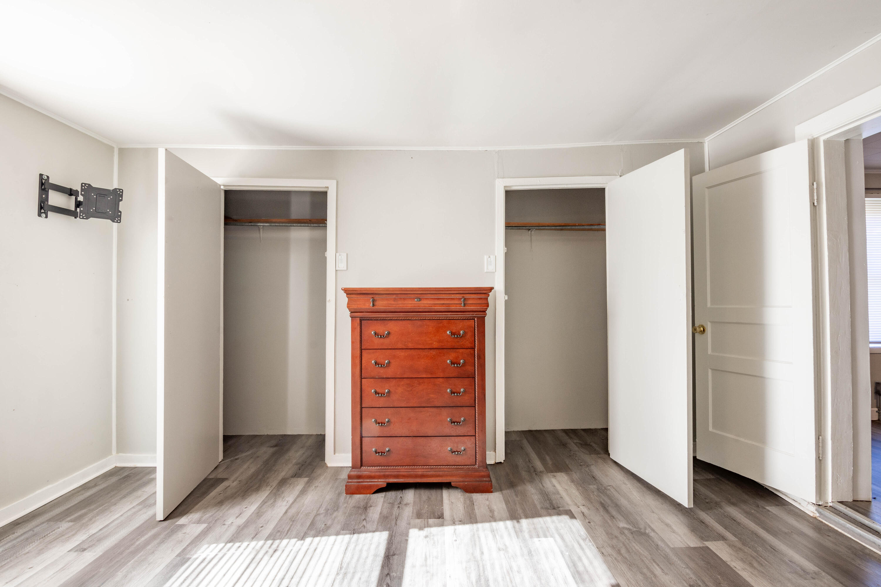 170 Cox Lane Soddy Daisy, TN 37379 - Photo 16 of 28 170 Cox Lane-24