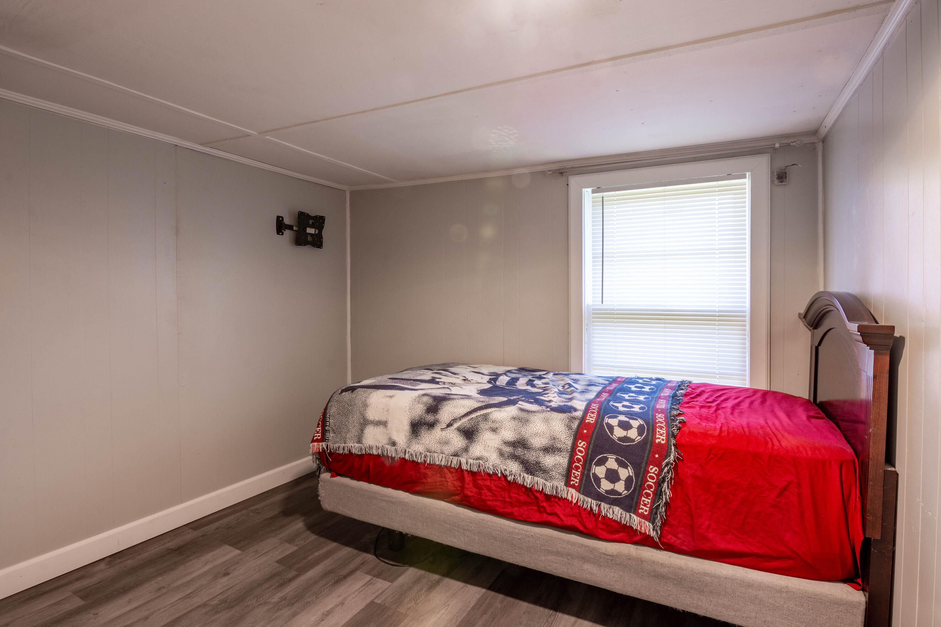 170 Cox Lane Soddy Daisy, TN 37379 - Photo 20 of 28 170 Cox Lane-27