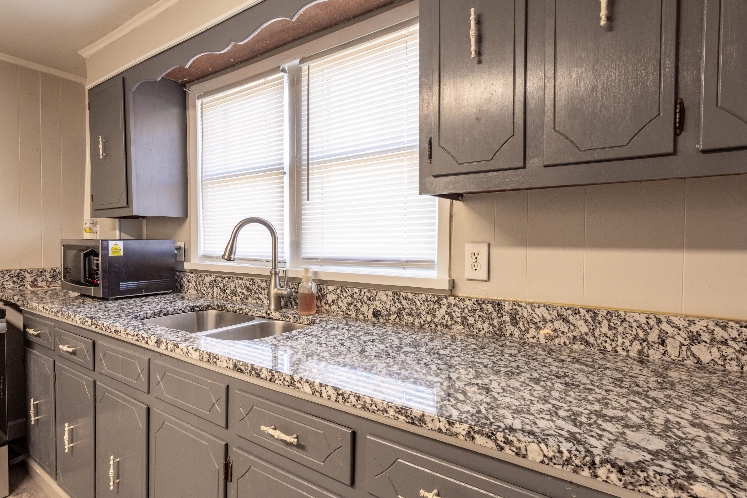 170 Cox Lane Soddy Daisy, TN 37379 - Photo 9 of 28 170 Cox Lane-17