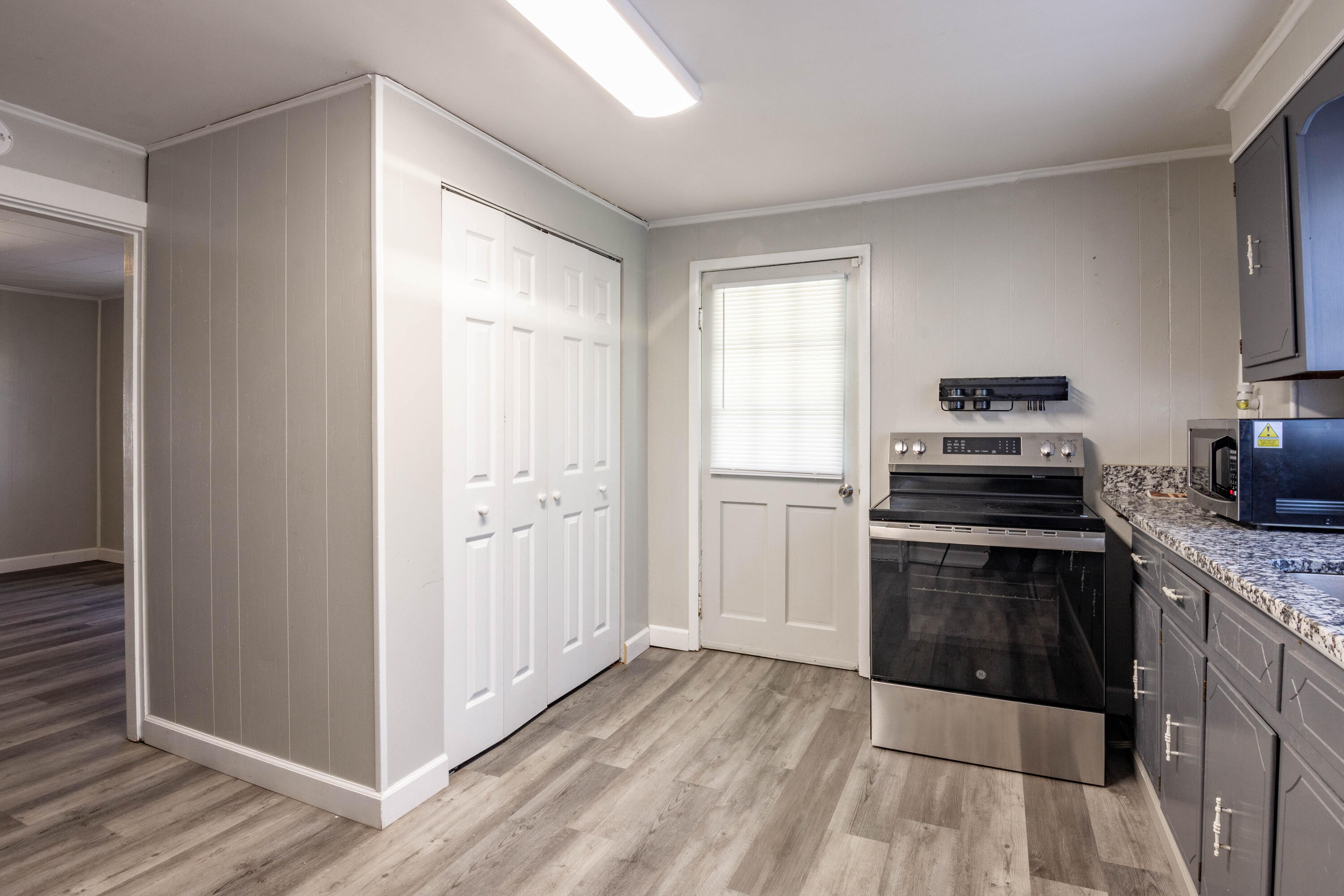 170 Cox Lane Soddy Daisy, TN 37379 - Photo 10 of 28 170 Cox Lane-18