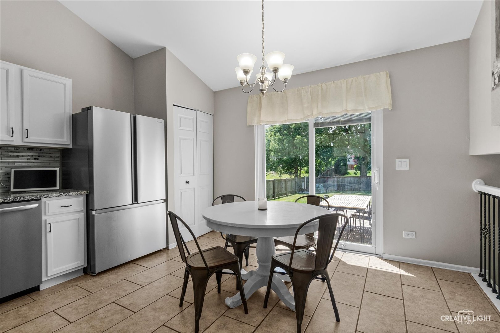 320 Daffodil Drive Romeoville, IL 60446 - Photo 6 of 33