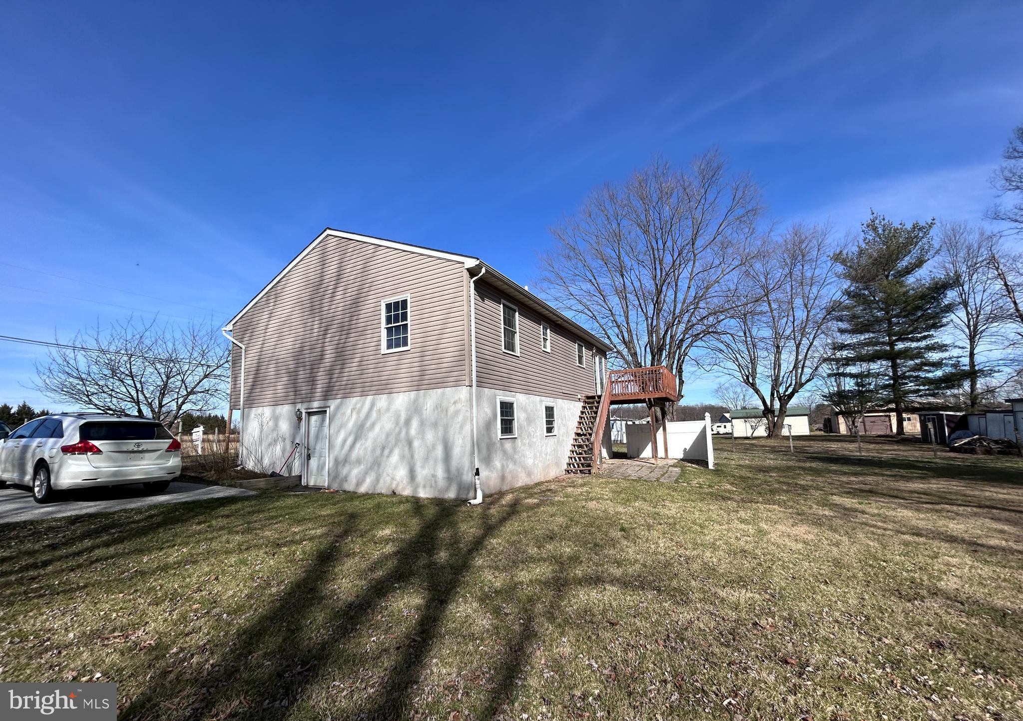 945 Plunkert Road Littlestown, PA 17340 - Photo 25 of 25 Side/yard