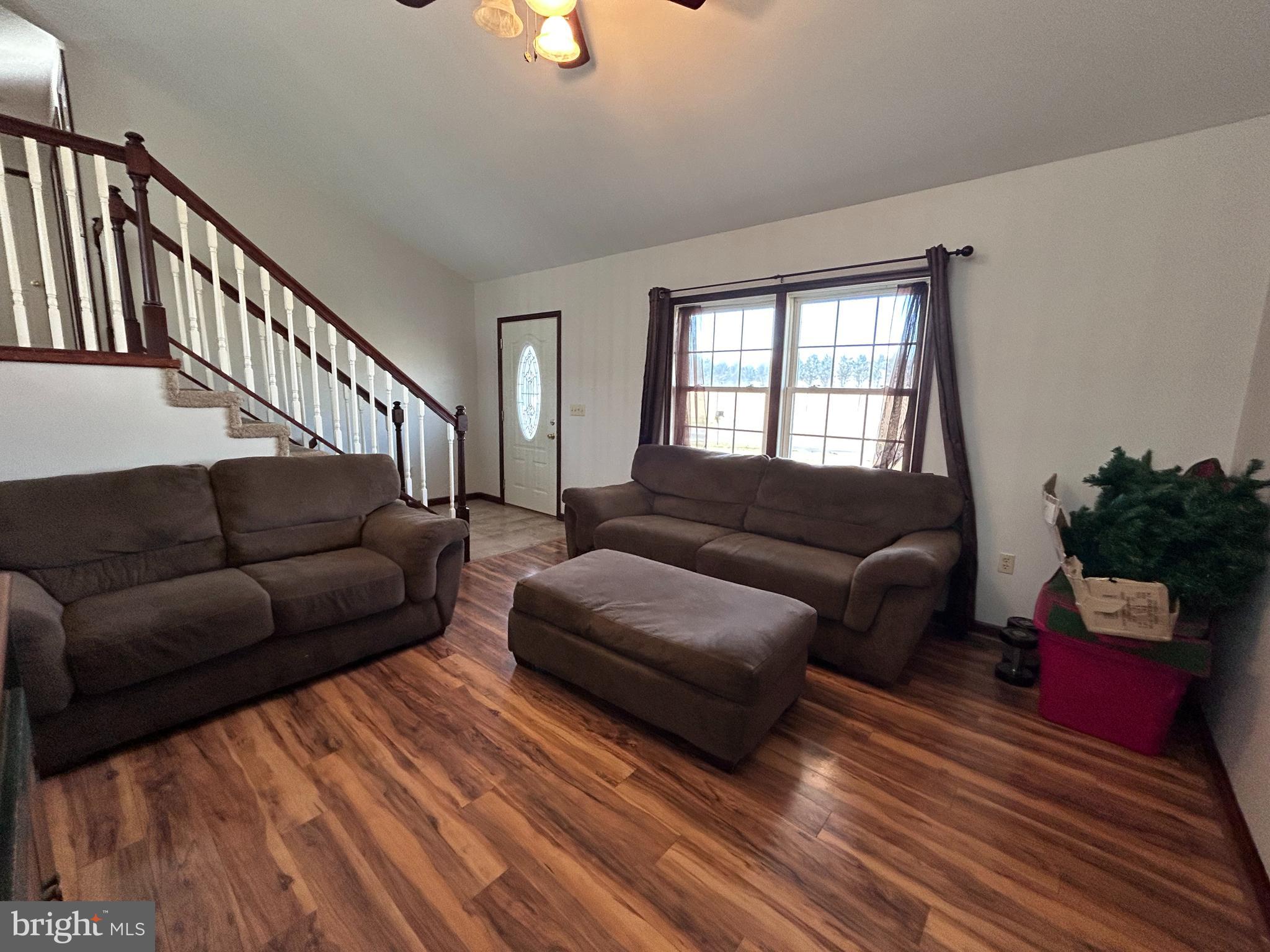 945 Plunkert Road Littlestown, PA 17340 - Photo 3 of 25