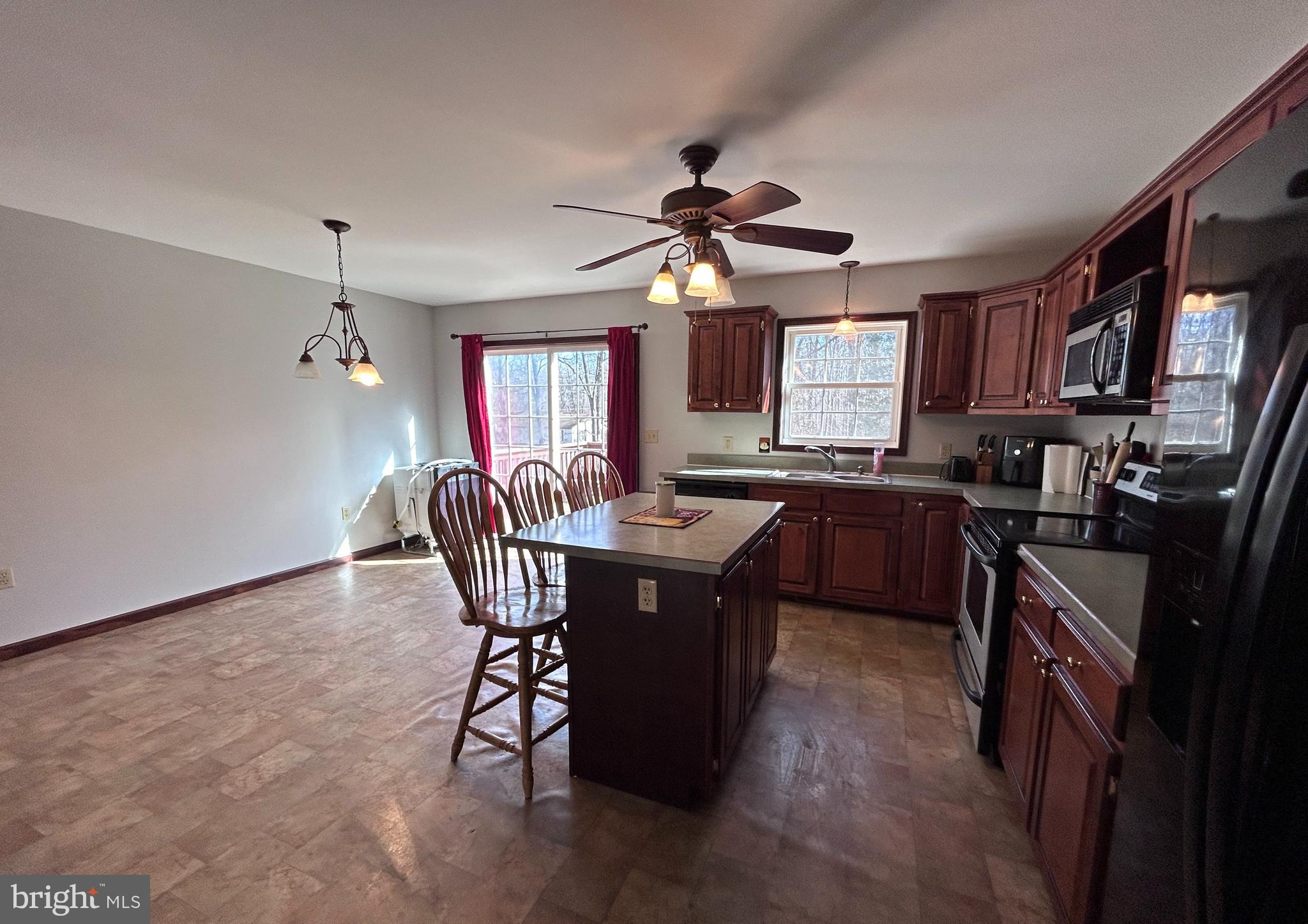 945 Plunkert Road Littlestown, PA 17340 - Photo 7 of 25 Kitchen
