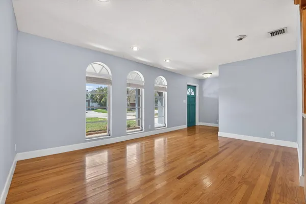 $5,000 | 1545 Southwest 13th Street, Boca Raton, FL 33486